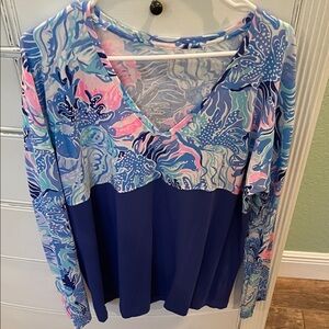 Lilly Pulitzer Blue Multi V-Neck Long Sleeve Blouse